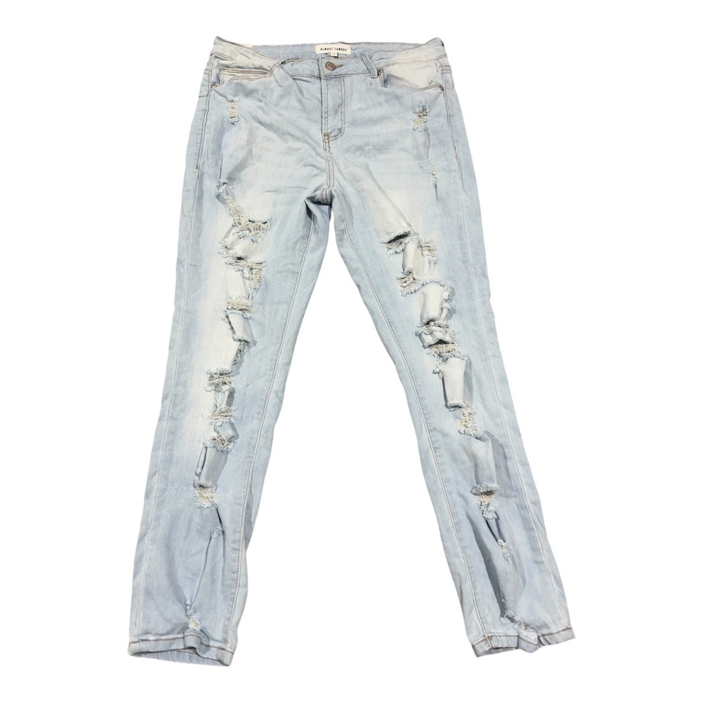Almost Famous Light Wash Distressed Skinny Jeans Womens Size 11 Ripped‎ Shredded